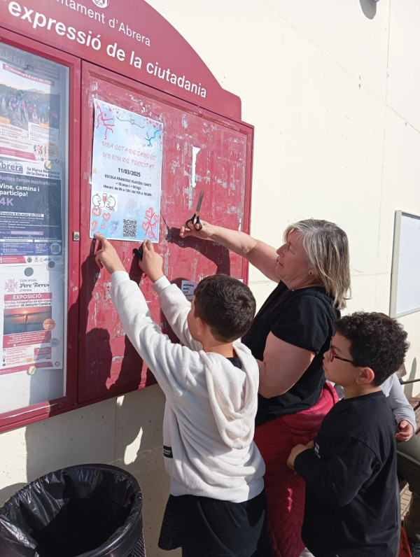 Donar sang salva vides! L'Escola Francesc Platón i Sartí d'Abrera organitza una nova campanya de donació de sang aquest dimarts 11 de març de 2025. Veniu a donar sang! Penjada de cartells a les cartelleres municipals d'informació ciutadana