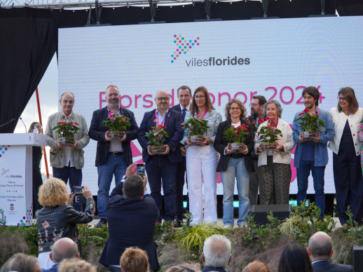 Abrera + Sostenible! El nostre municipi, distingit un any més amb tres Flors d’Honor pel projecte Viles Florides. Gala 2024