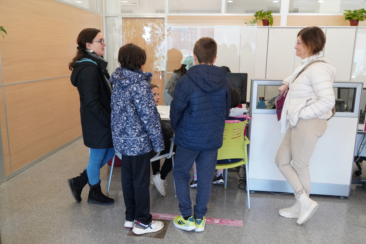 Abrera Promou La Cultura Emprenedora Amb El Programa Cueme Les Cooperatives De De Lescola