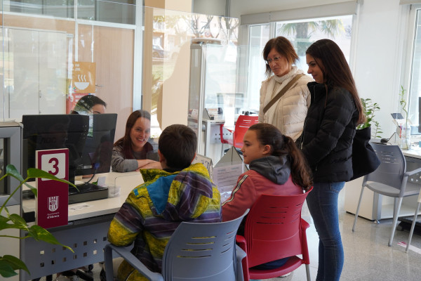 Abrera promou la cultura emprenedora amb el programa CuEmE. Petició del NIF per a la creació de les cooperatives