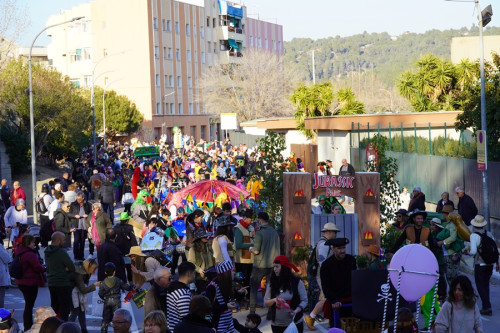 Viu el Carnaval a Abrera!Èxit de participació en la festa més esbojarrada de l'any!