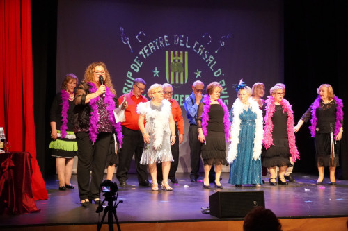 L'espectacle del Grup de Teatre del Casal de la Gent Gran d'Abrera dona el tret de sortida de la Setmana de la Gent Gran de 2023!