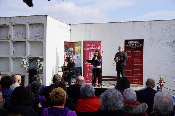 Treballem per la memòria històrica i democràtica! Homenatge als assassinats pel franquisme a Abrera i Olesa de Montserrat