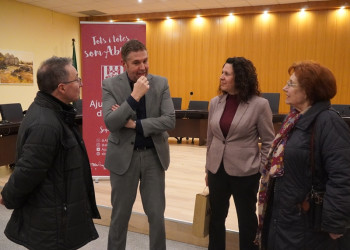 Fem entrega d’un reconeixement a l’Oleguer Duch, de Pastisseria Duch, pel seu recent nomenament com a Millor mestre artesà alimentari de Catalunya