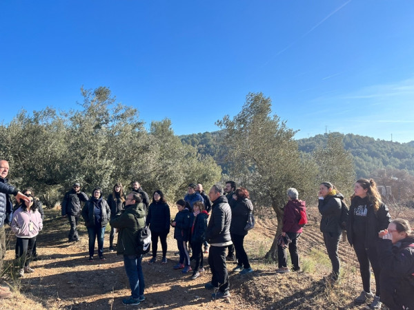 A Abrera gaudim del nostre patrimoni! Aquest dissabte 13 de gener hem assistit a la passejada patrimonial 'L’Abrera feudal: del Castell de Voltrera a Can Morral del Molí'