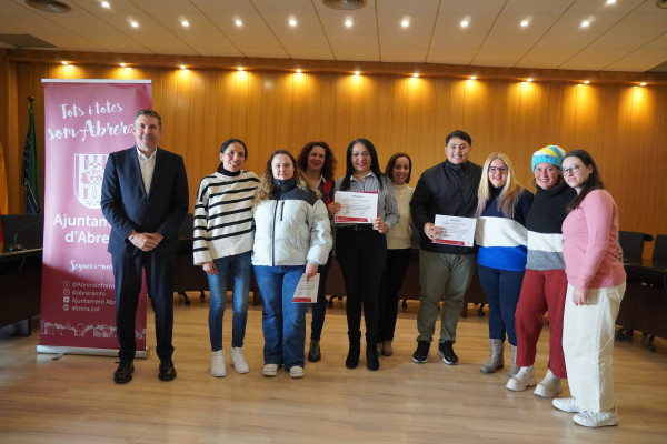 A Abrera apostem per la formació! Lliurem els diplomes acreditatius a l'alumnat de diversos cursos del Departament de Promoció Econòmica. Curs SAP