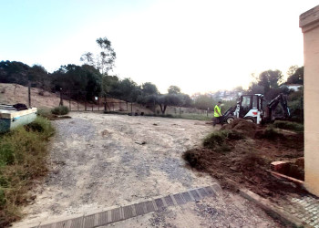 Treballem per Abrera! Iniciem les obres de millora del carrer de Can Torres, en el barri de Les Carpes de Vilalba d'Abrera