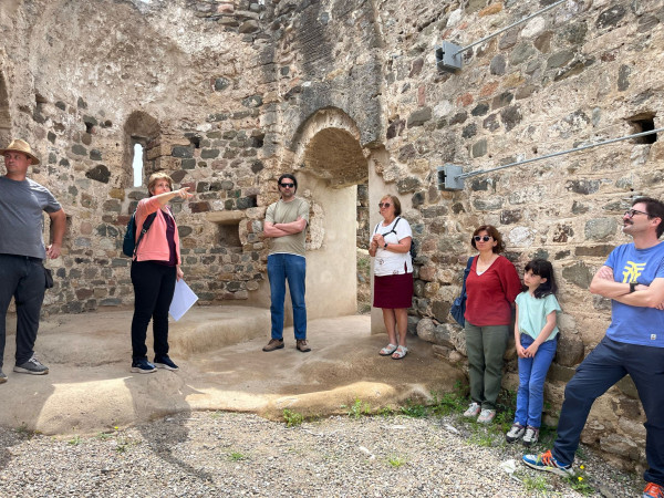 A Abrera cuidem i difonem el nostre patrimoni! Seguim amb les visites comentades de 2024 en el marc d'una nova jornada de portes obertes al Castell de Voltrera d'Abrera i el Balcó de Montserrat. Visita guida del dissabte 25 de maig