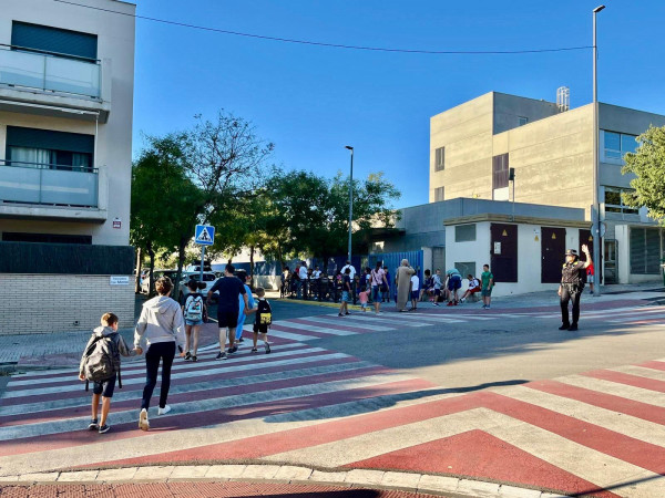 Gairebé 2.200 alumnes comencen aquest mes de setembre el curs 2024-2025 a Abrera. Bon inici de curs a tothom! Escola Francesc Platón i Sartí. Escola Josefina Ibáñez