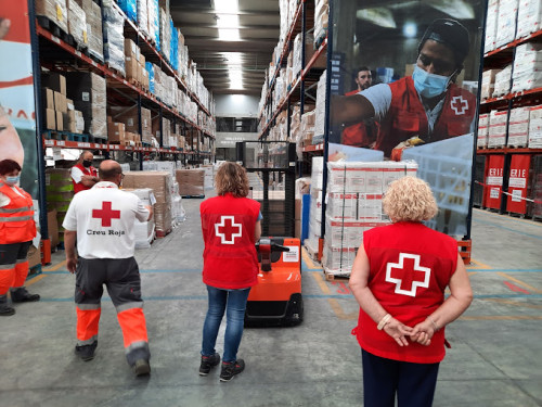 Abrera Solidària! Des de l'Ajuntament informem del repartiment de material humanitari a les zones afectades pel temporal des del nostre territori