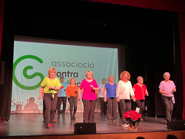 Abrera és solidària! Felicitem la Junta Local d’Abrera de l’AECC per l’èxit de la vintena edició del Festival Contra el Càncer, que ha recaptat 2.500 euros