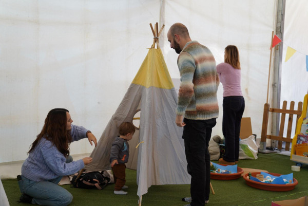 Famílies en el Parc de Nadal d'Abrera 2024-2025