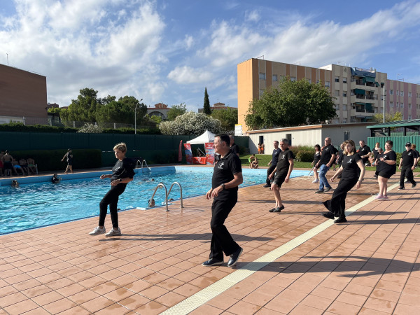 Ràdio Abrera torna a la Piscina Municipal d'Estiu aquest mes de juliol, amb música, ball, jocs, animació i regals, i amb la col·laboració de diverses entitats del nostre municipi. Dimecres 3 de juliol