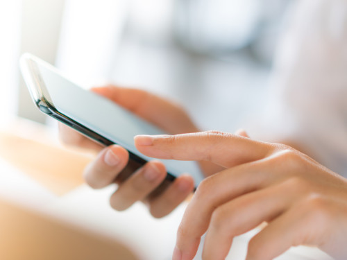 Arriba a Abrera el servei mòbil de nova generació 4G i 5G sobre les bandes de freqüència de 700 i 800 MHz dels principals operadors mòbils