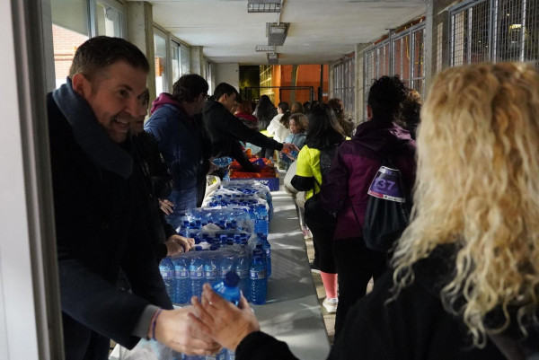 Abrera Municipi Feminista! Més de 300 persones han participat a la quarta Marxa Nocturna de la Dona a Abrera, amb el lema 'Juntes fem nostra la nit'