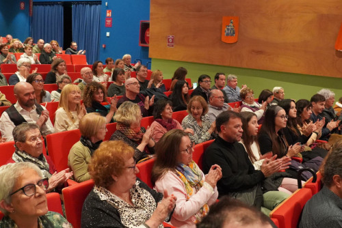 A Abrera gaudim de la cloenda i lliurament de premis del Concurs de Teatre Amateur Vila d’Abrera, a càrrec del Grup Escènic Illets d'Abrera