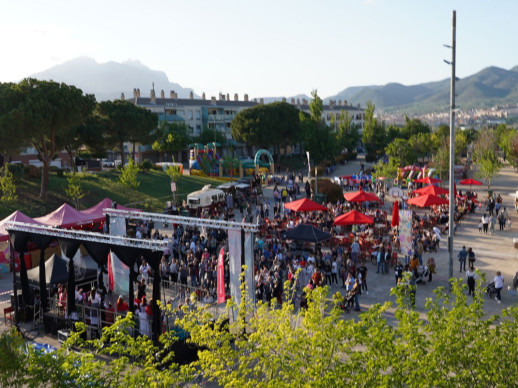 A Abrera hem tornat a gaudir de l'Abrera Street Food, amb la col·laboració d'entitats del nostre municipi