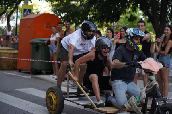 El barri de Santa Maria de Vilalba d'Abrera ha celebrat la seva Festa Major d'enguany, del dijous 25 al diumenge 28 de juliol, amb gran èxit d'assistència i participació!