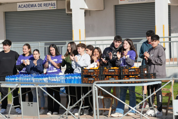 Abrera Municipi 100% Feminista! Durant el mes de novembre commemorem el Dia Internacional contra les violències envers les dones amb diverses propostes per a tots els públics. VII Marxa contra les violències masclistes d'Abrera