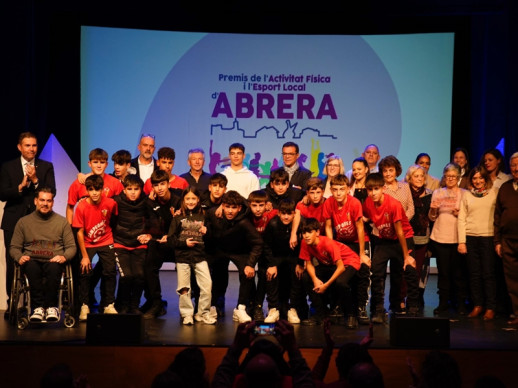 Abrera amb l'esport! Assistim a la Gala d'entrega dels 1rs Premis de l'Activitat Física i l'Esport Local d'Abrera, que ha comptat amb gran èxit d'assistència! Gràcies, Abrera!