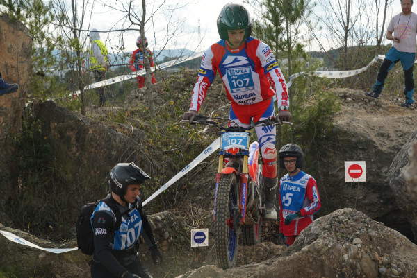 Abrera amb l'esport! Gran èxit de la primera prova del Campionat d'Espanya de Trial de 2025, que s'ha celebrar aquest cap de setmana al nostre municipi, amb diversos participants locals