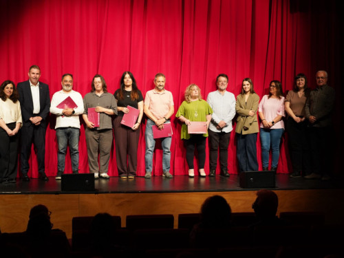 Celebrem la cloenda del 28è Concurs de Teatre Amateur Vila d’Abrera, amb l'obra 'Improchef' de la Companyia Inestable Ceretana de Teatre i l'entrega de premis!