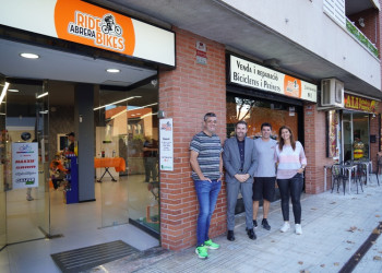 Abrera amb el sector empresarial, amb el futur! L'alcalde, Jesús Naharro, visita Ride Abrera Bikers