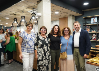 Abrera amb el sector empresarial, amb el futur! L'alcalde, Jesús Naharro, visita Vista Òptica