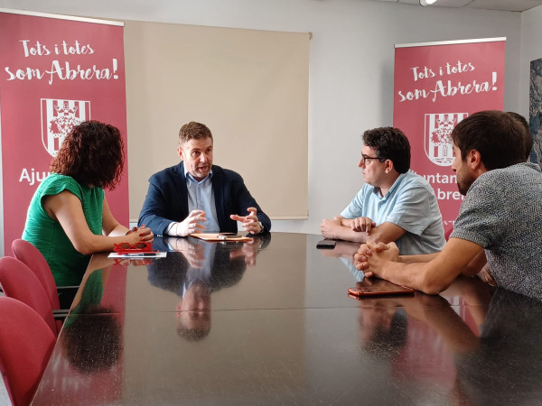 Ens reunim amb el sindicat CCOO Baix Llobregat-Anoia-Garraf per establir sinergies per atraure empreses al nostre territori i generar ocupació de qualitat