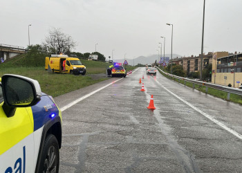 ACTUALITZACIÓ/ 10.40 H - Treballem per restablir petites incidències a la via pública a causa de la pluja intensa