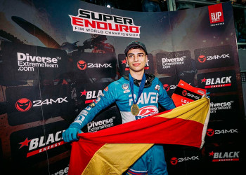 Felicitem l'abrerenc Ramon Godino, del Moto Club Abrera, que s’ha proclamat Campió del món de SuperEnduro en la categoria Youth de 125 centímetres cúbics. Enhorabona!