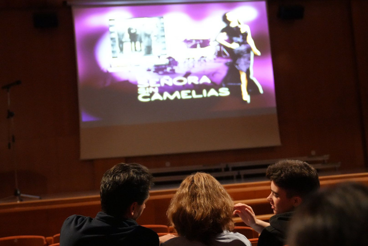 Divendres 20 de març – CineClub Maruja Torres: “La signora senza camelie”