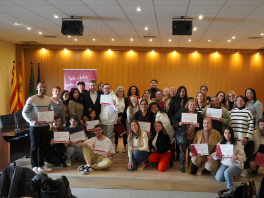 A Abrera apostem per la formació! Lliurem els diplomes acreditatius a l'alumnat de diversos cursos del Departament de Promoció Econòmica. Enhorabona a tothom!