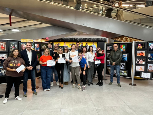 Participem en el lliurament de premis del II Concurs fotogràfic 'La teva foto més divertida' del Montserrat Centre Abrera!