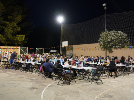 El barri de Santa Maria de Vilalba d'Abrera ha celebrat la seva Festa Major d'enguany, del dijous 25 al diumenge 28 de juliol, amb gran èxit d'assistència i participació!