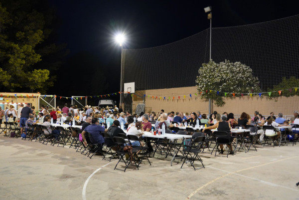 El barri de Santa Maria de Vilalba d'Abrera ha celebrat la seva Festa Major d'enguany, del dijous 25 al diumenge 28 de juliol, amb gran èxit d'assistència i participació!