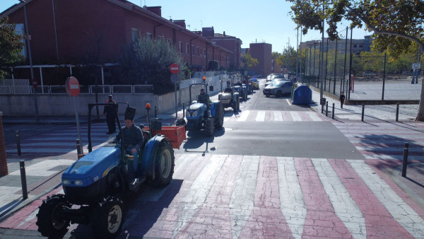 Gaudim de la 5a Fira Gastronòmica dels Porrons d’Abrera amb cuina de proximitat, bon ambient, activitats i música per a tota la família!